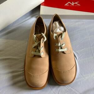 Anna Klein sports beige nubuck shoes womens